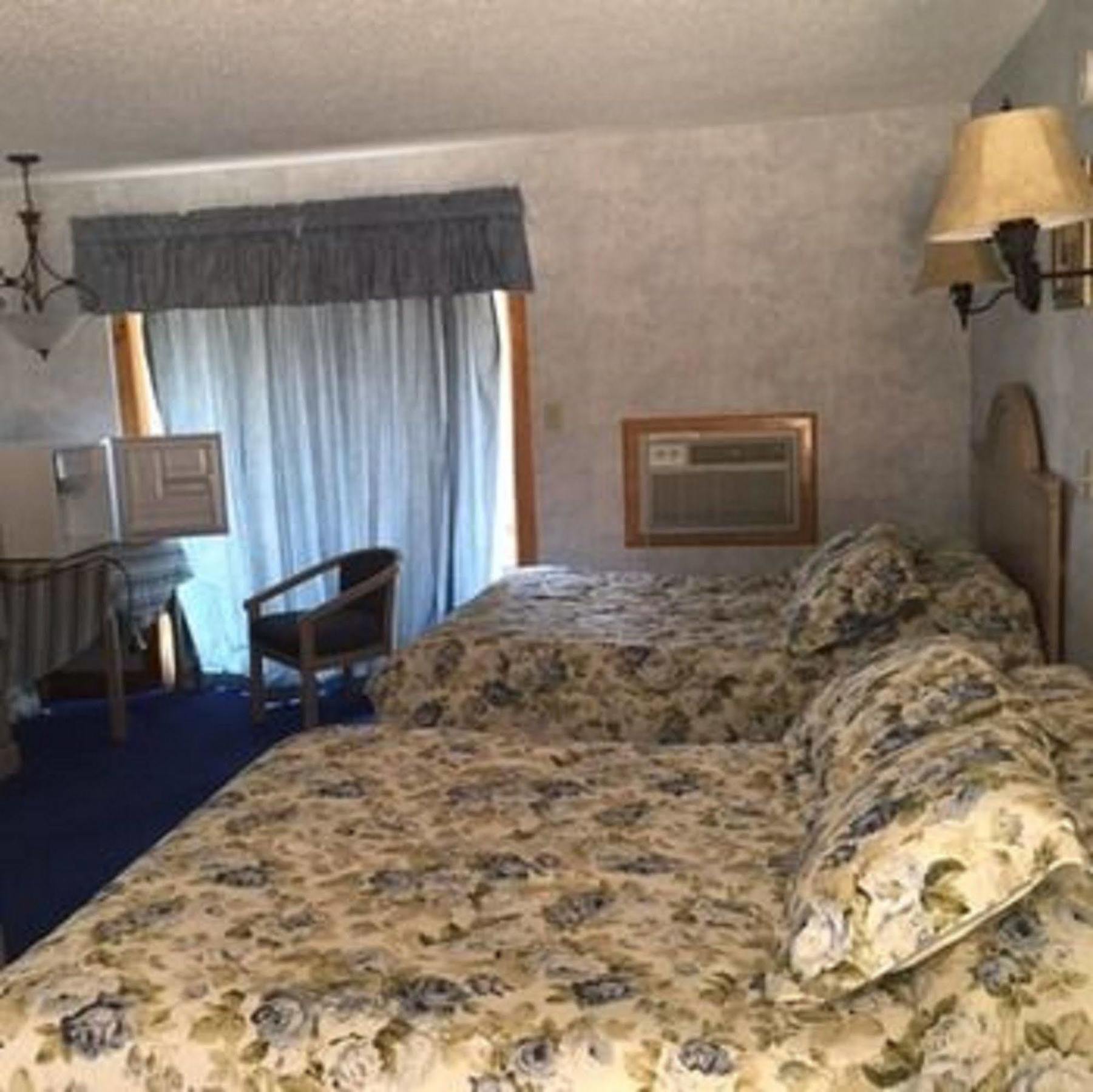Dalems Chalet Brattleboro Bagian luar foto